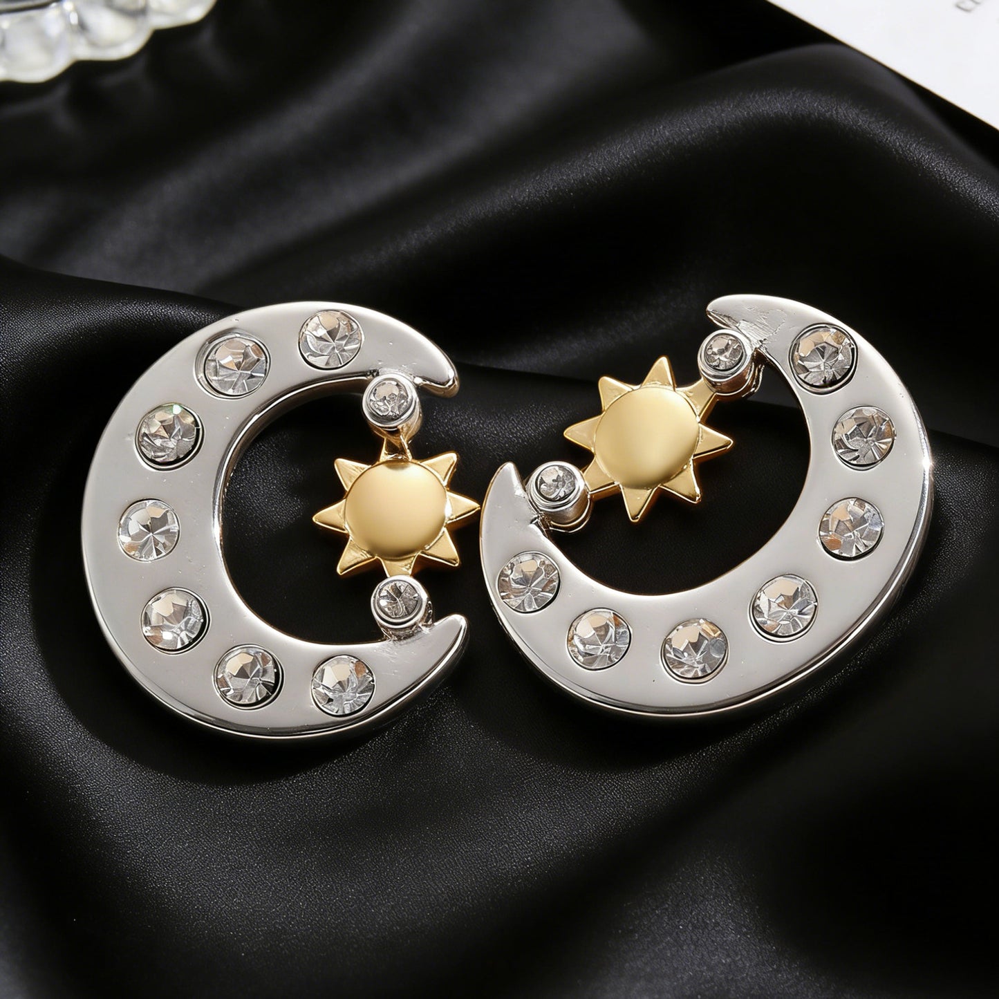 Copper Inlaid Zircon Sun Moon Female Jewelry Set