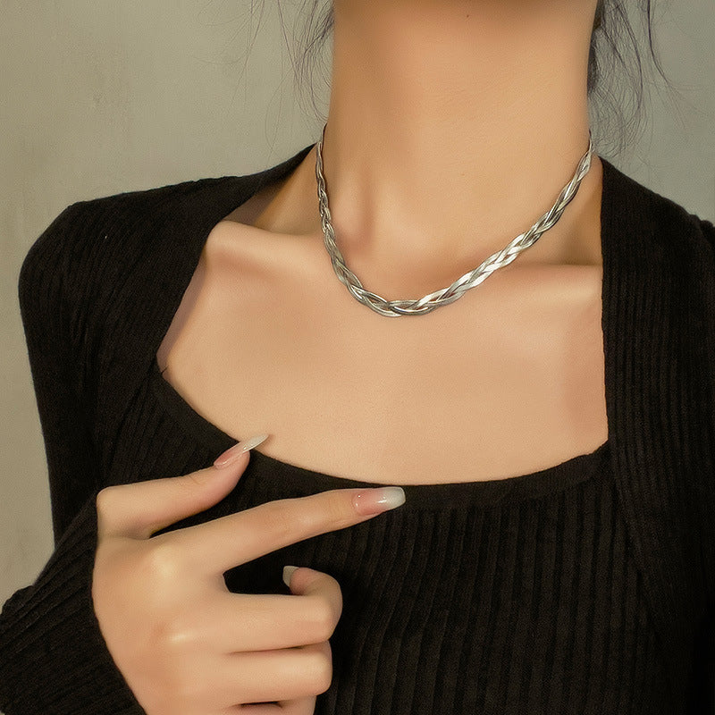 Women's Chain Personalized Twist Woven Choker Three-strand Necklaces