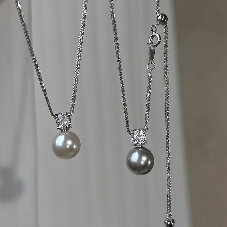 Women's Pearl Pull Clavicle Chain High-grade Light Necklaces