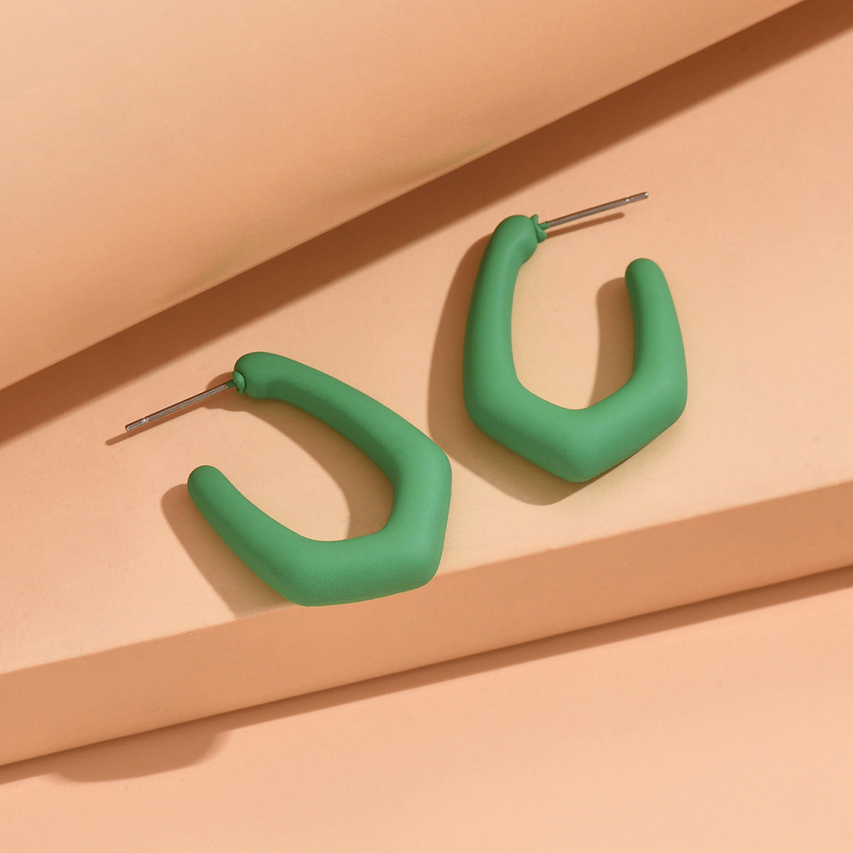 Women's French Retro Color Geometric Ear Eardrops High Earrings