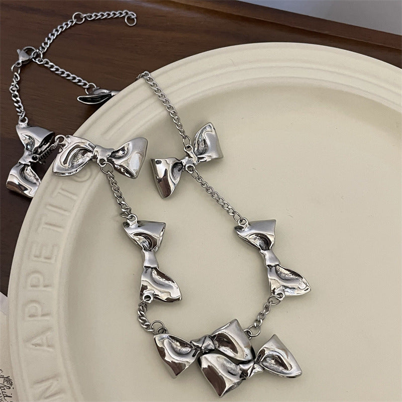 Women's Bow For Niche Personality Sweet Clavicle Chain Necklaces