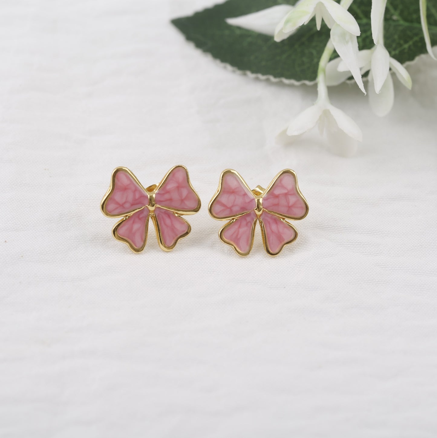 Bow Fashion Dripping Female Temperament Personality Stud Earrings