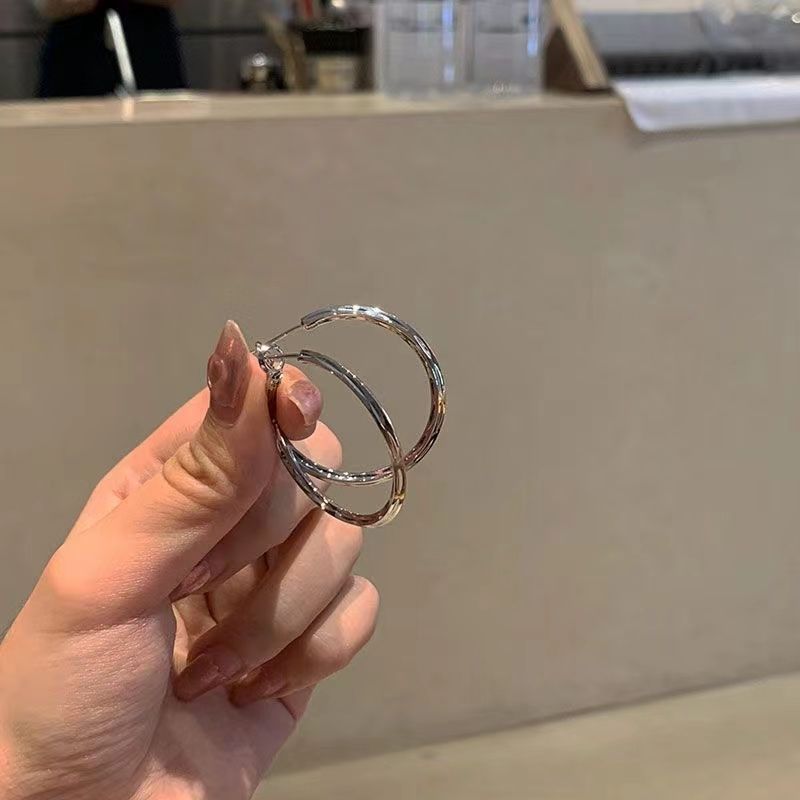 Ear Female Light Luxury Minority Design High-grade Cold Wind Earrings