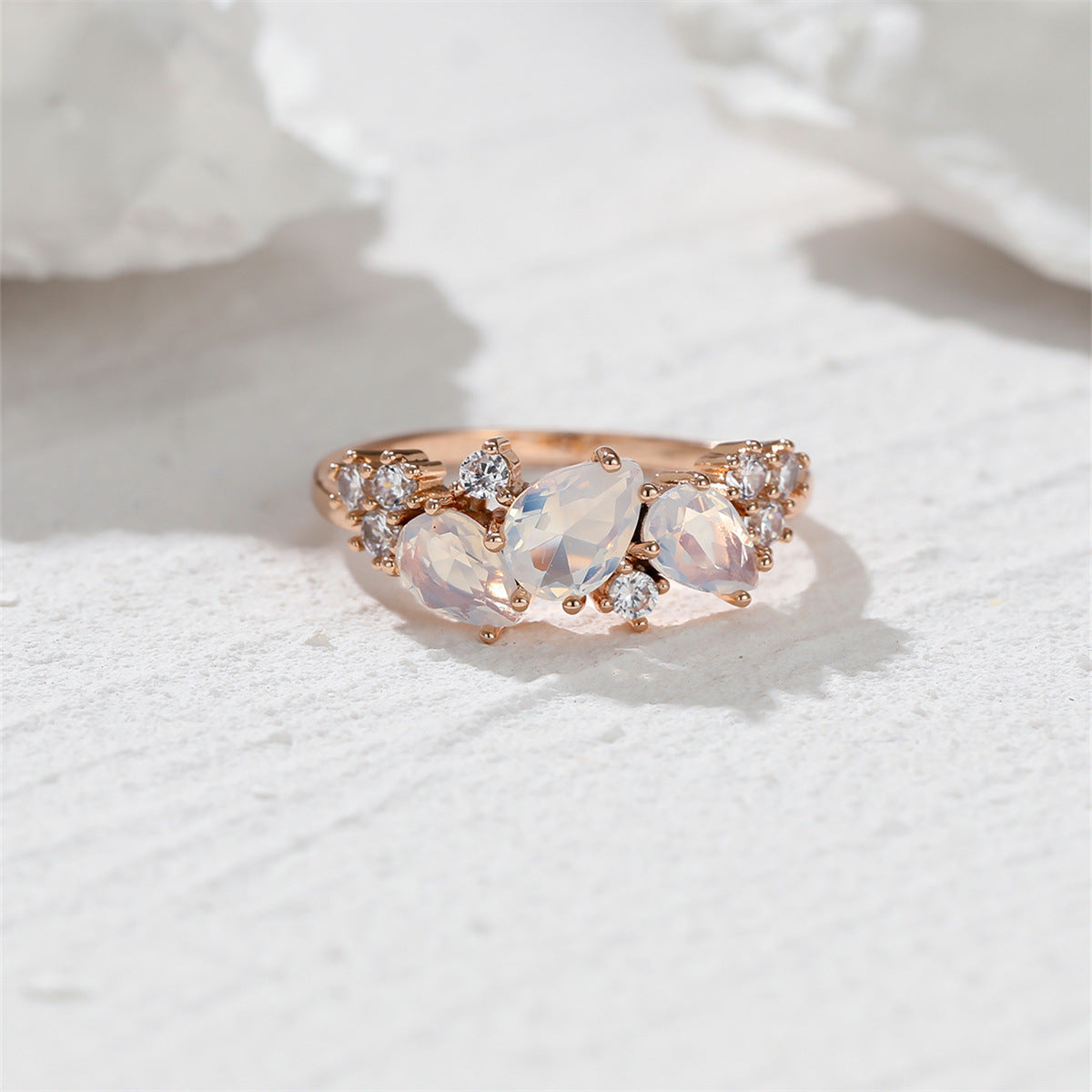 Water Drop Shape Design Simple Niche Ring