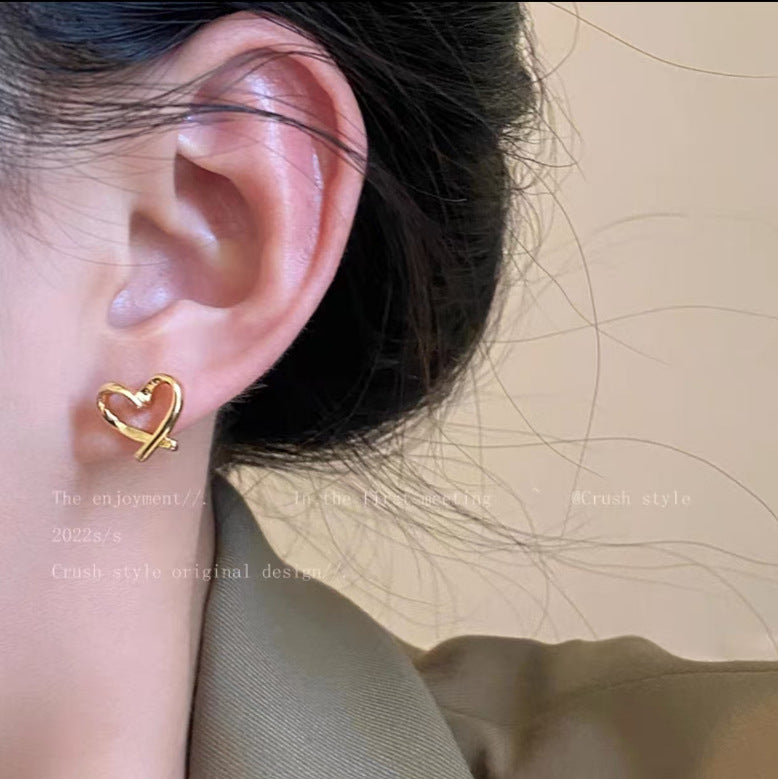 Mosquito Coil No Pierced High-grade Sense Pearl Vintage Flower Ear Clip