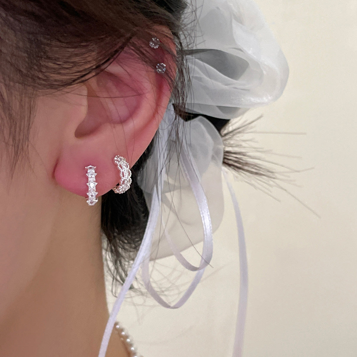 Women's Style Lace Zircon Niche Hollow Design Clip Korean Refined Wild Ear Buckle