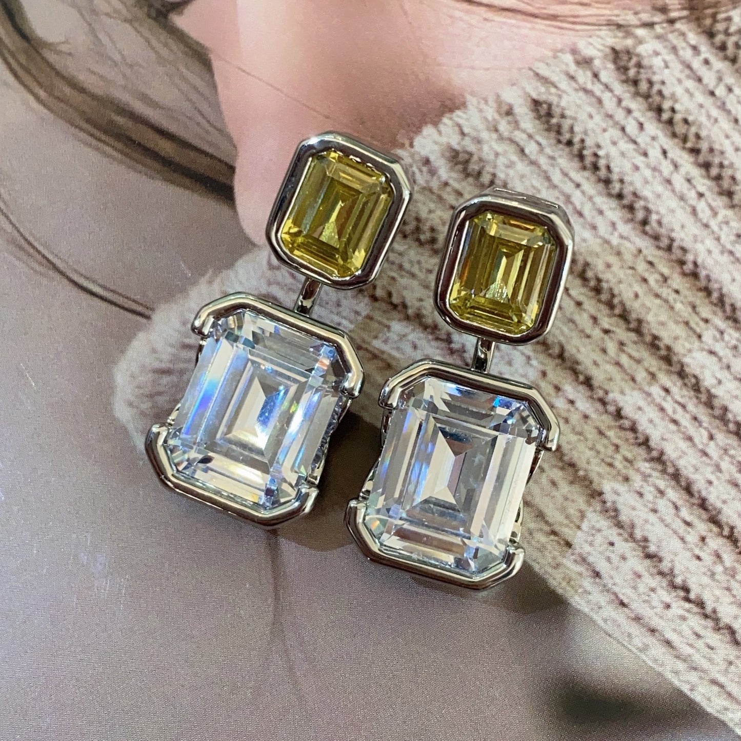 Boucles d'oreilles simples jaunes à grosses particules Sterling Sier pour femmes