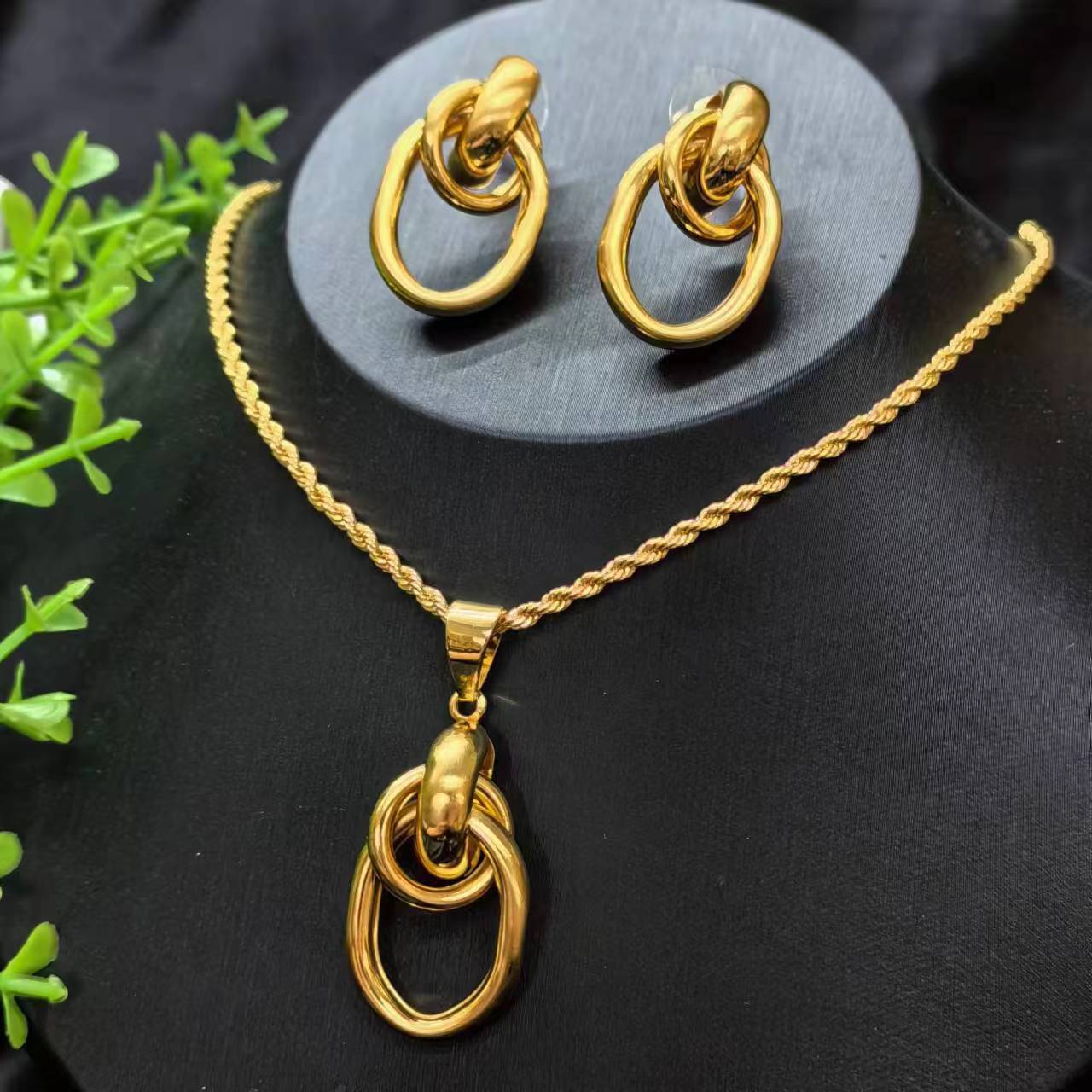 Bridal Ancient French Gold Nigeria Female Jewelry Set