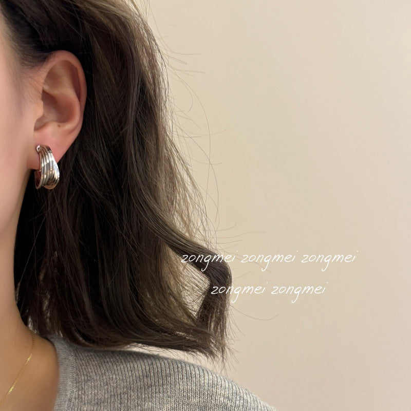 French Retro Coffee Gold Line Niche Design Earrings