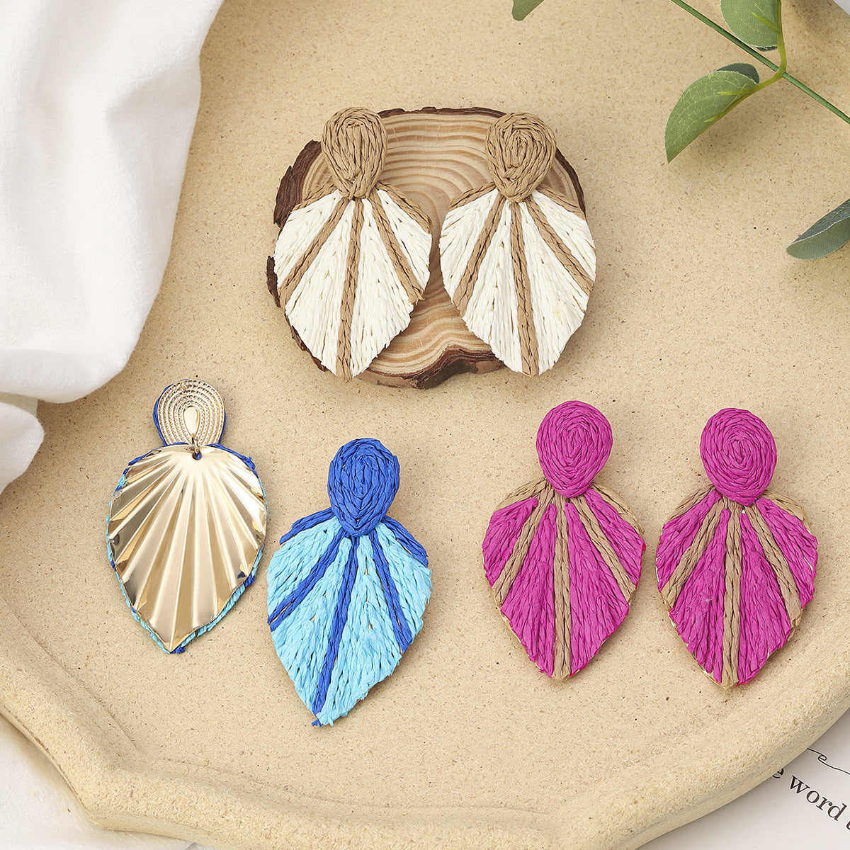 Geometric Round Hand-woven Pendant Bohemian Raffia Rings