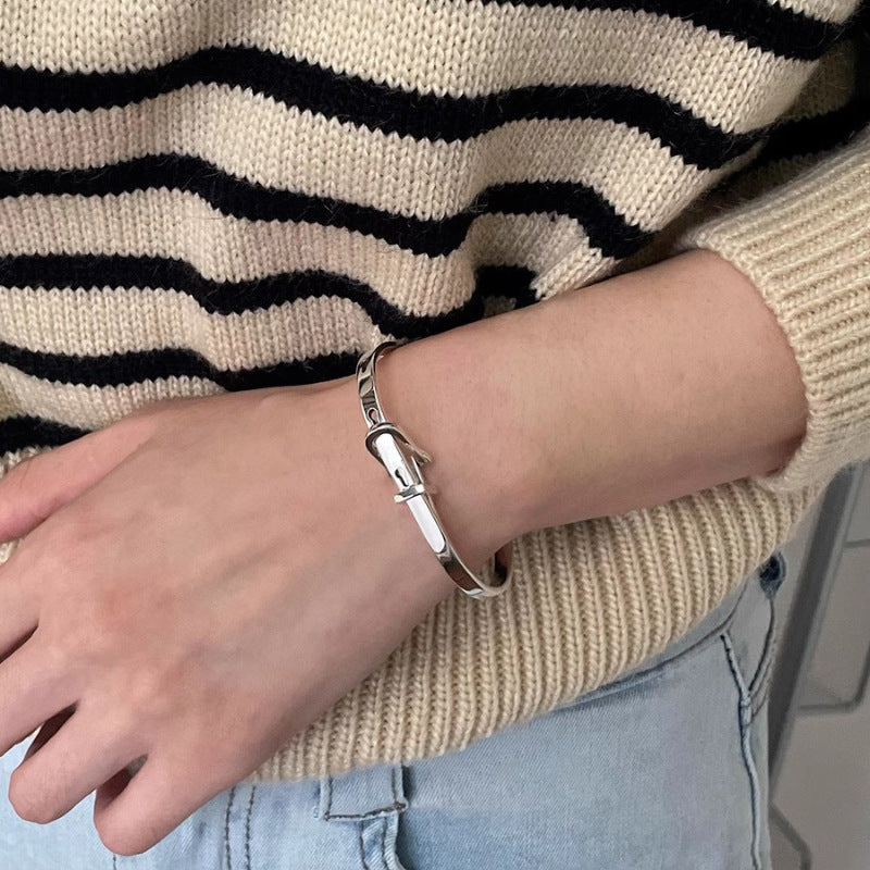 Vachette Clasp Buckle Female Affordable Luxury Bracelet