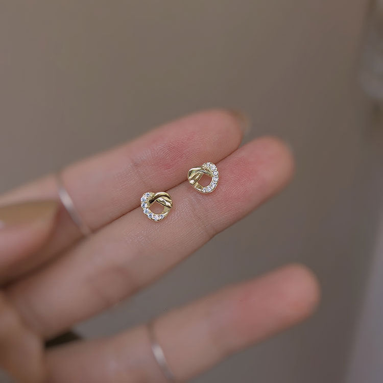 Sier Heart-shaped Diamond Simple Loving Heart Earrings