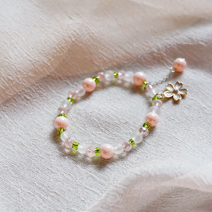 Bracelets de fleurs de cerisier en perles de cristal populaires