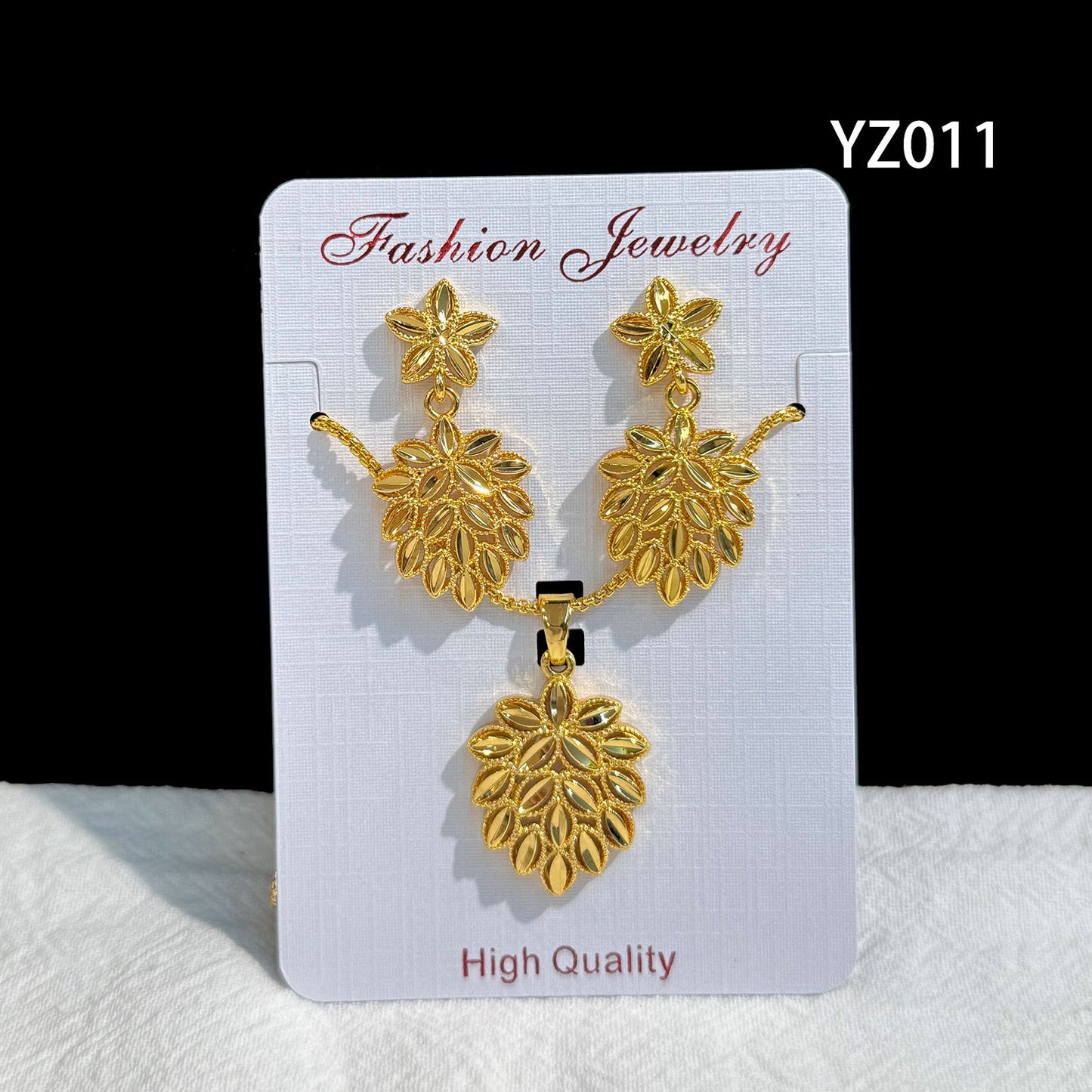 Love Heart Flowers Ear Medium Suit Pendants