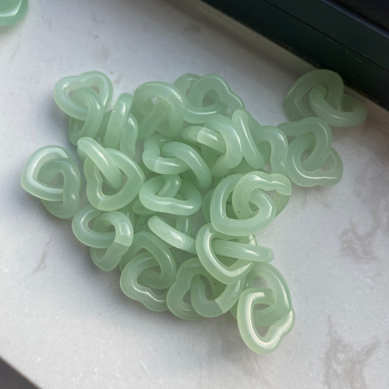 Unique Buckle Accessories Imitation Jade Resin Bracelets