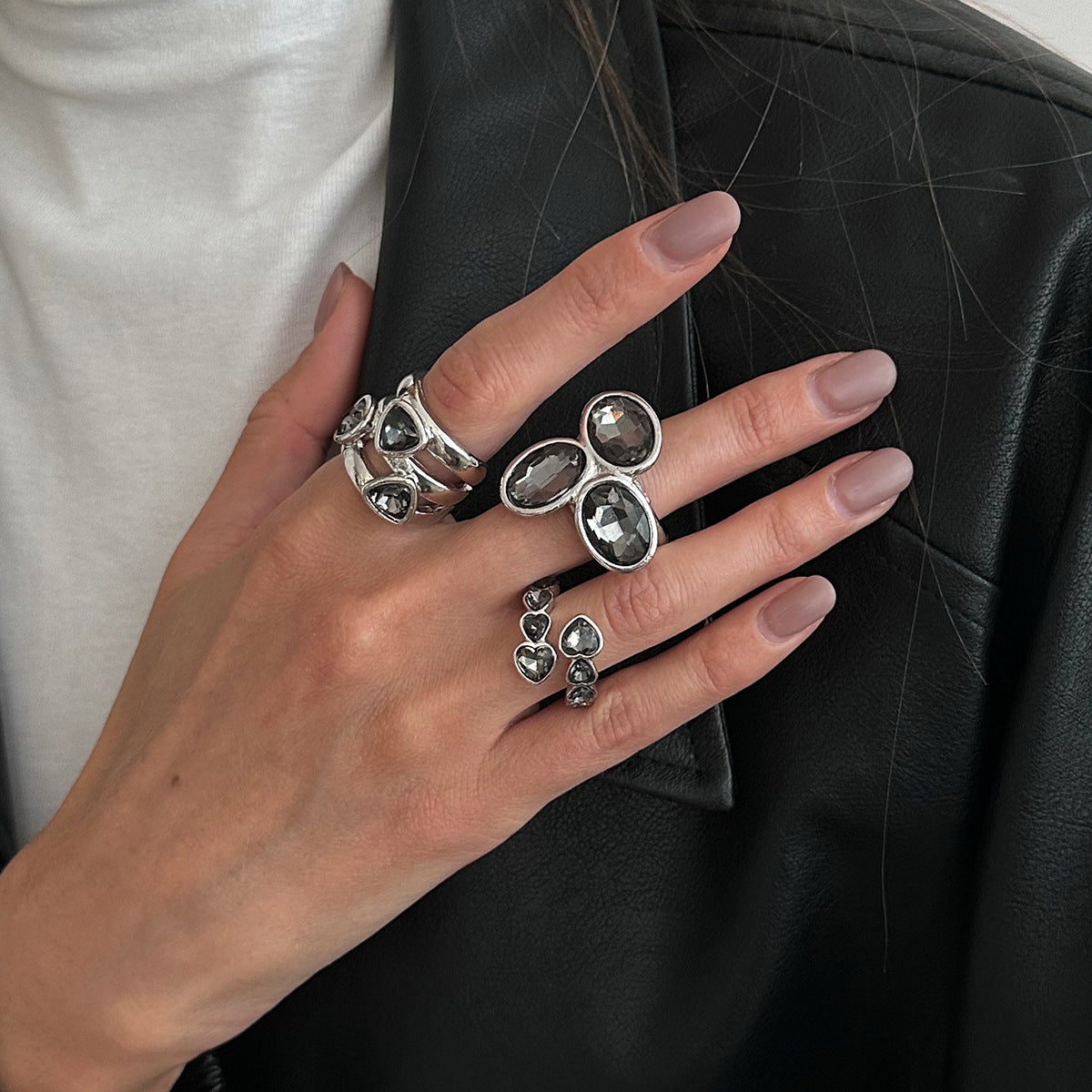 Light Luxury Inlaid Acrylic Diamond Trendy Ring