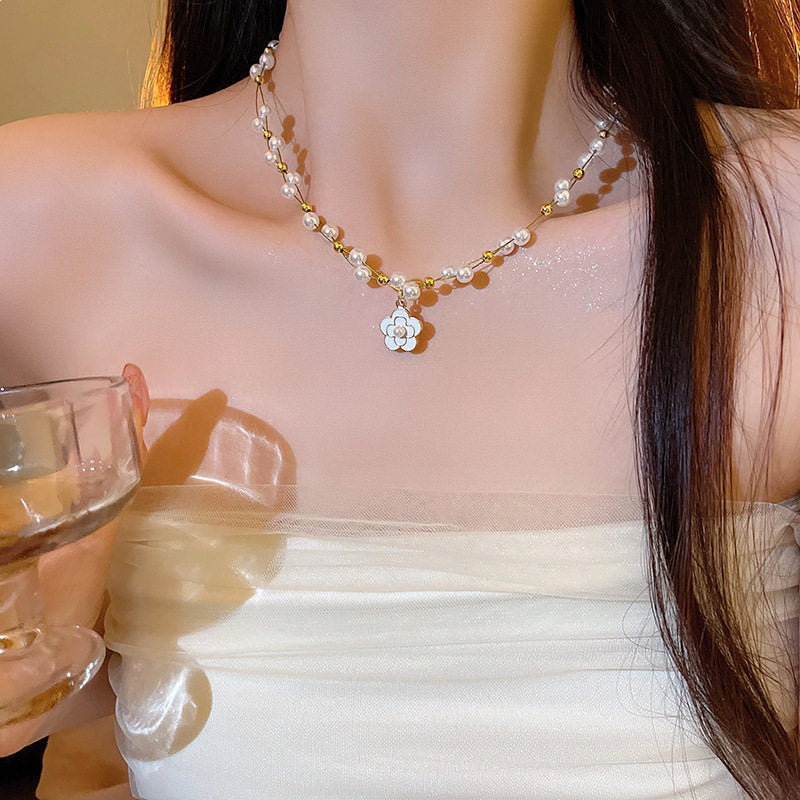 Butterfly Female Style Niche Design Clavicle Chain Personalized Simple Graceful Necklace