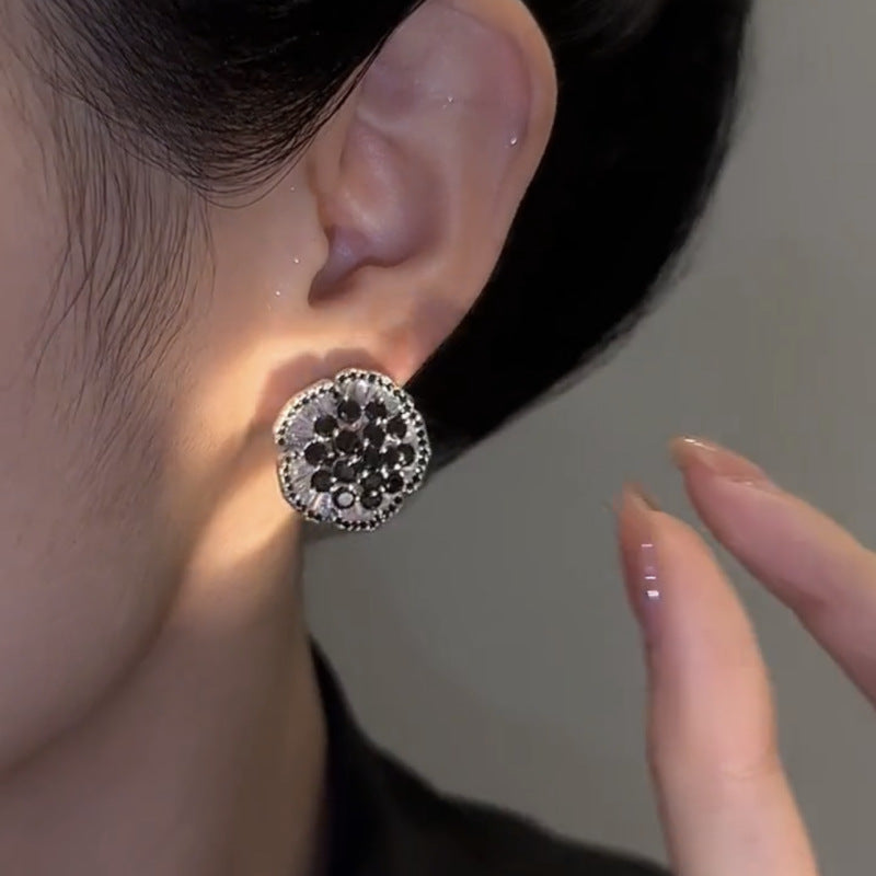 High-grade Flower Fashion Style Full Diamond Black Earrings