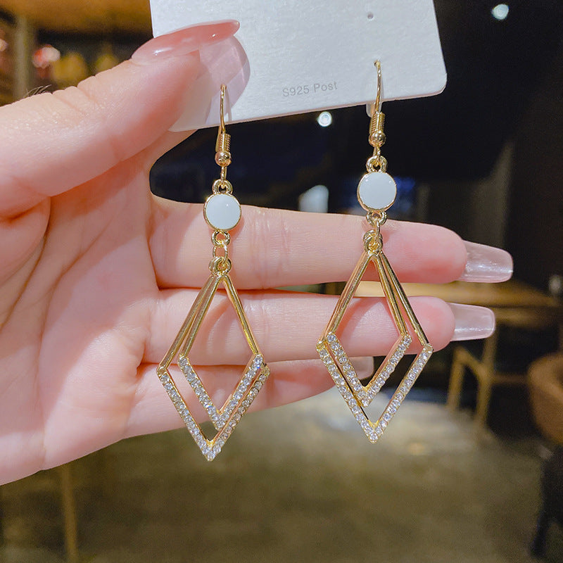 Face Slimming Geometric Diamond Beautiful Ear Rings