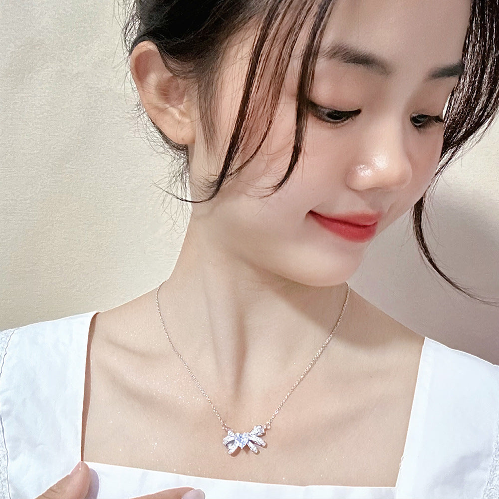 Women's Luxury Temperament Zircon High Sense Clavicle Necklaces