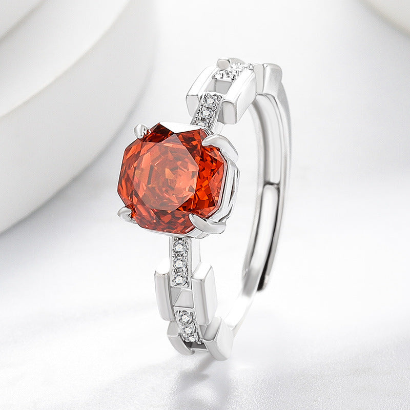 Rose Cut Inlaid Super Flash Fashion Live Ring