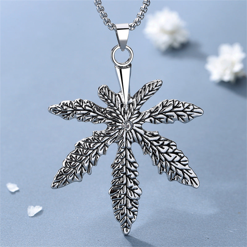 Men's Spot Drill Maple Leaf Versatile Fashionmonger Personalized Clothing Necklaces