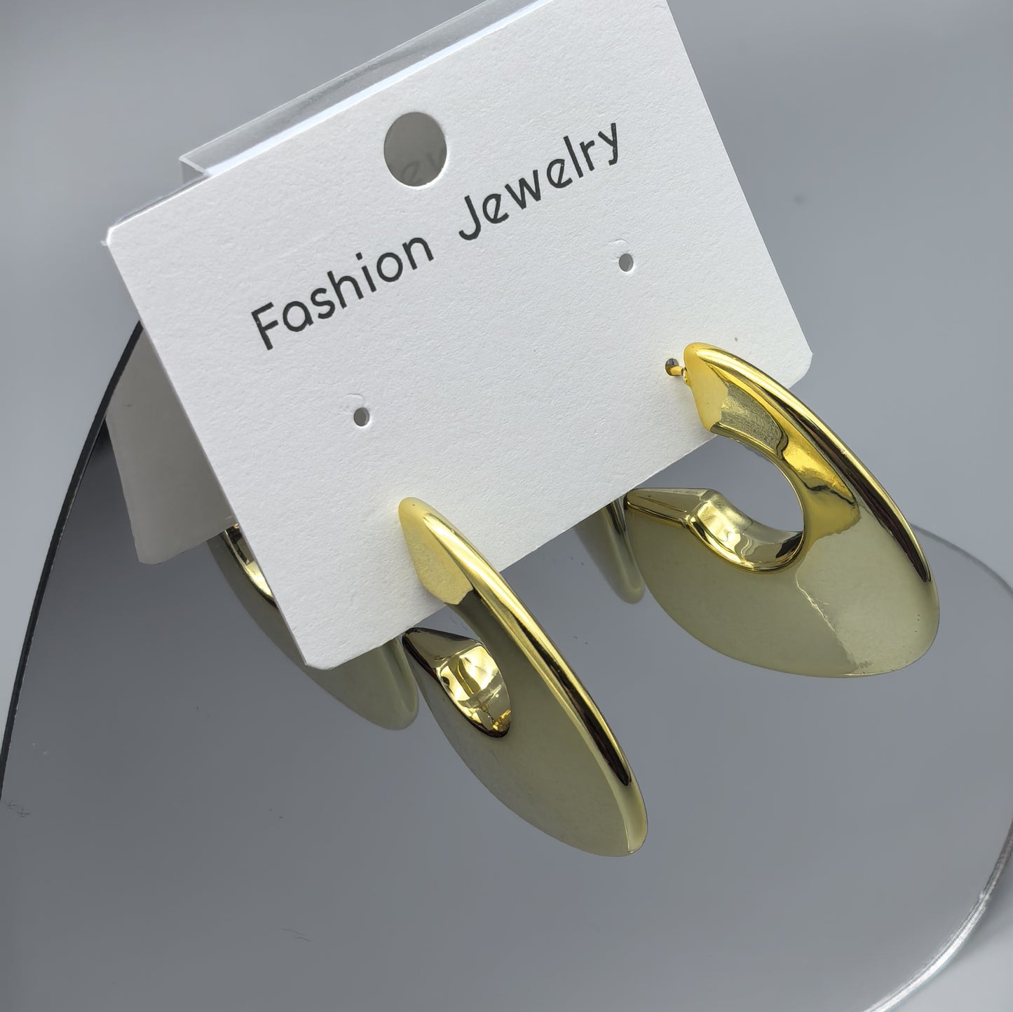 Women's Fashion Personalized High-grade Design Simple Stud Earrings