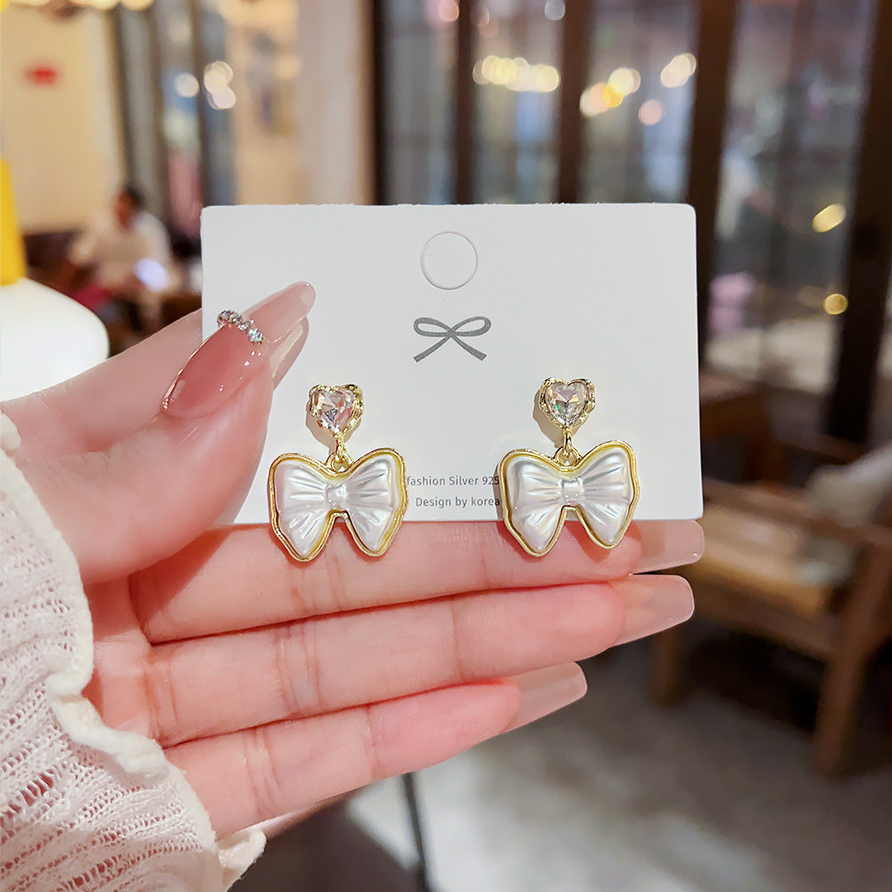 Women's Sweet Bow Light Luxury Pearl High Earrings