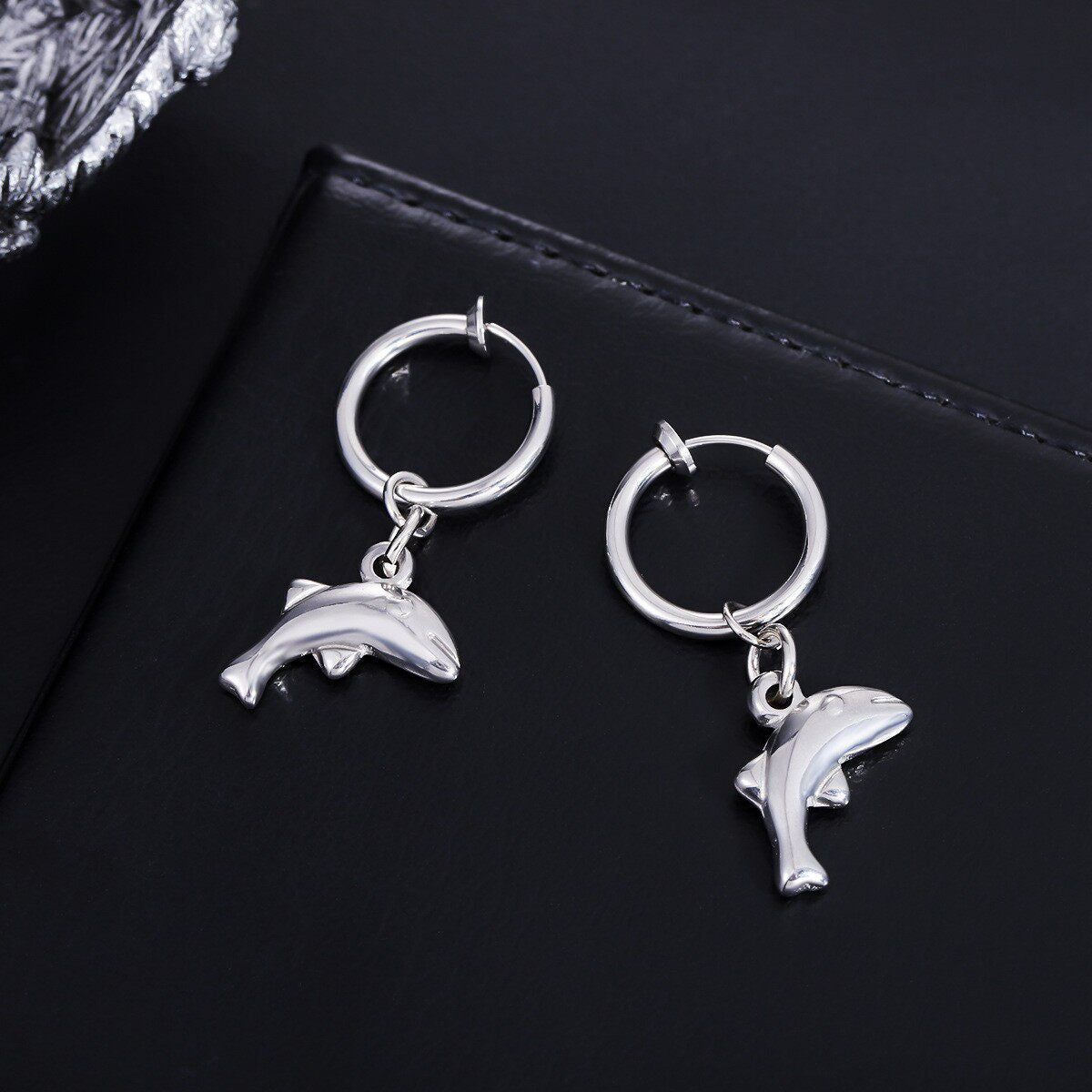 Men's Earless Light Luxury Fashion Female Niche Ear Clip