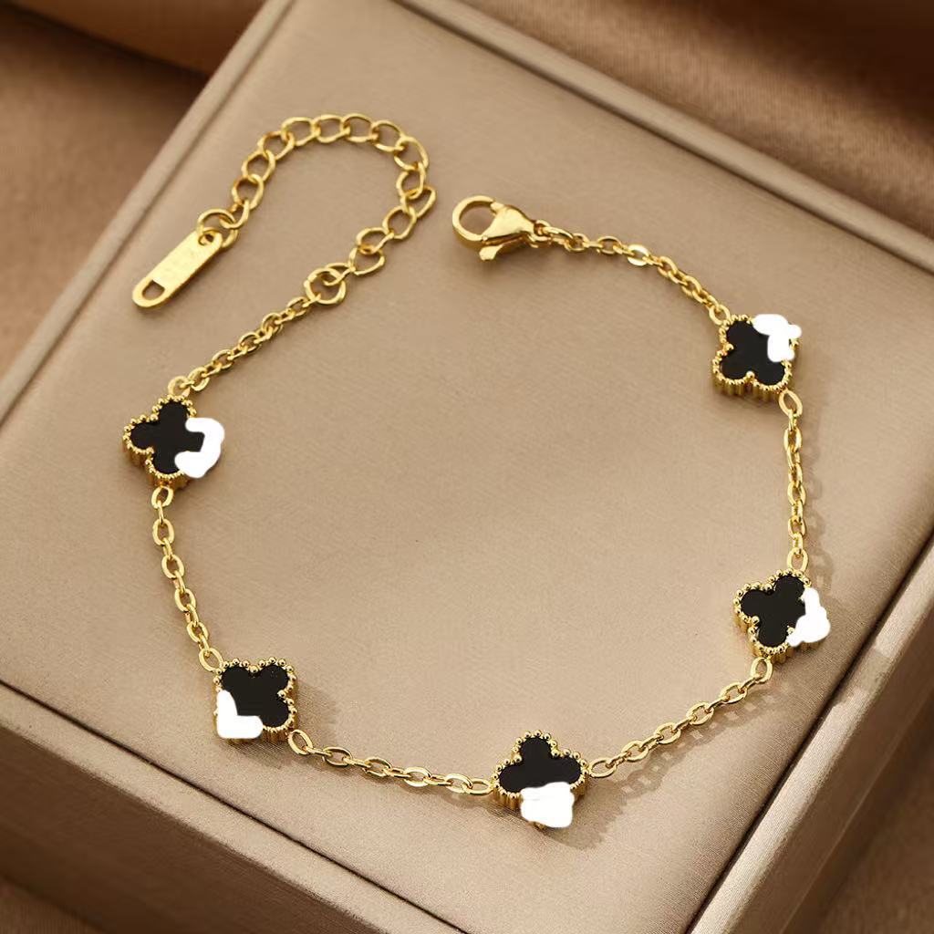 Titanium Steel Clover Pork Belly Female Double-sided Bracelet