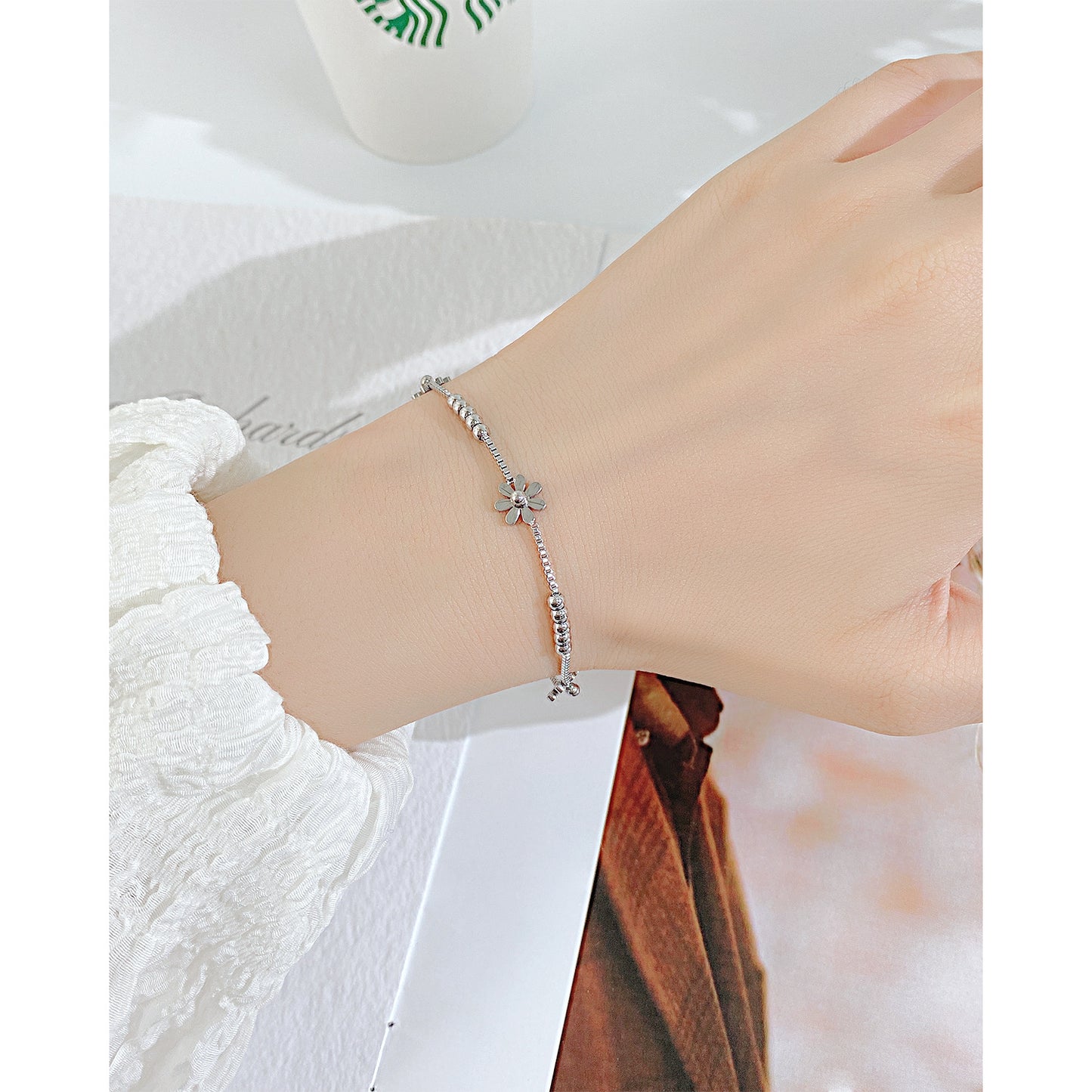 Modeaccessoires für Damen, kleine Armbänder aus rosévergoldetem Titanstahl