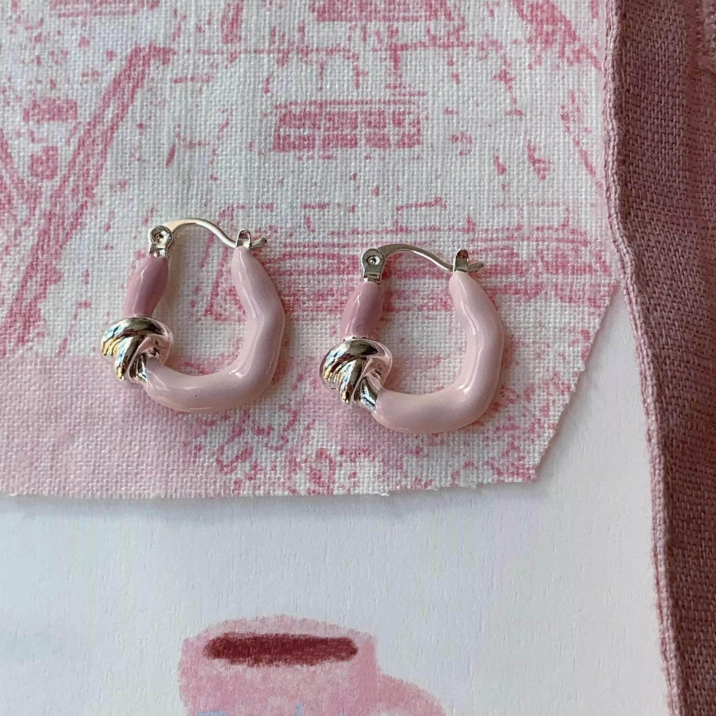 Powder U-shaped High-grade Ear Light Luxury Minority Design Rings