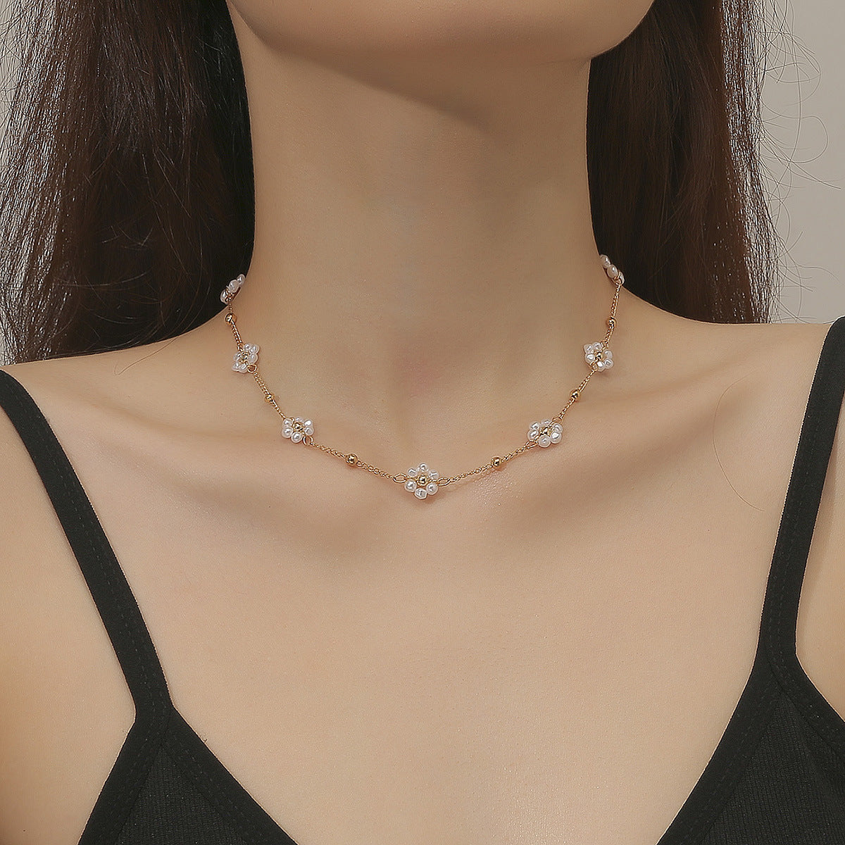 Colliers de clavicule de perles de fleur de chaîne de perles faites à la main pour femmes