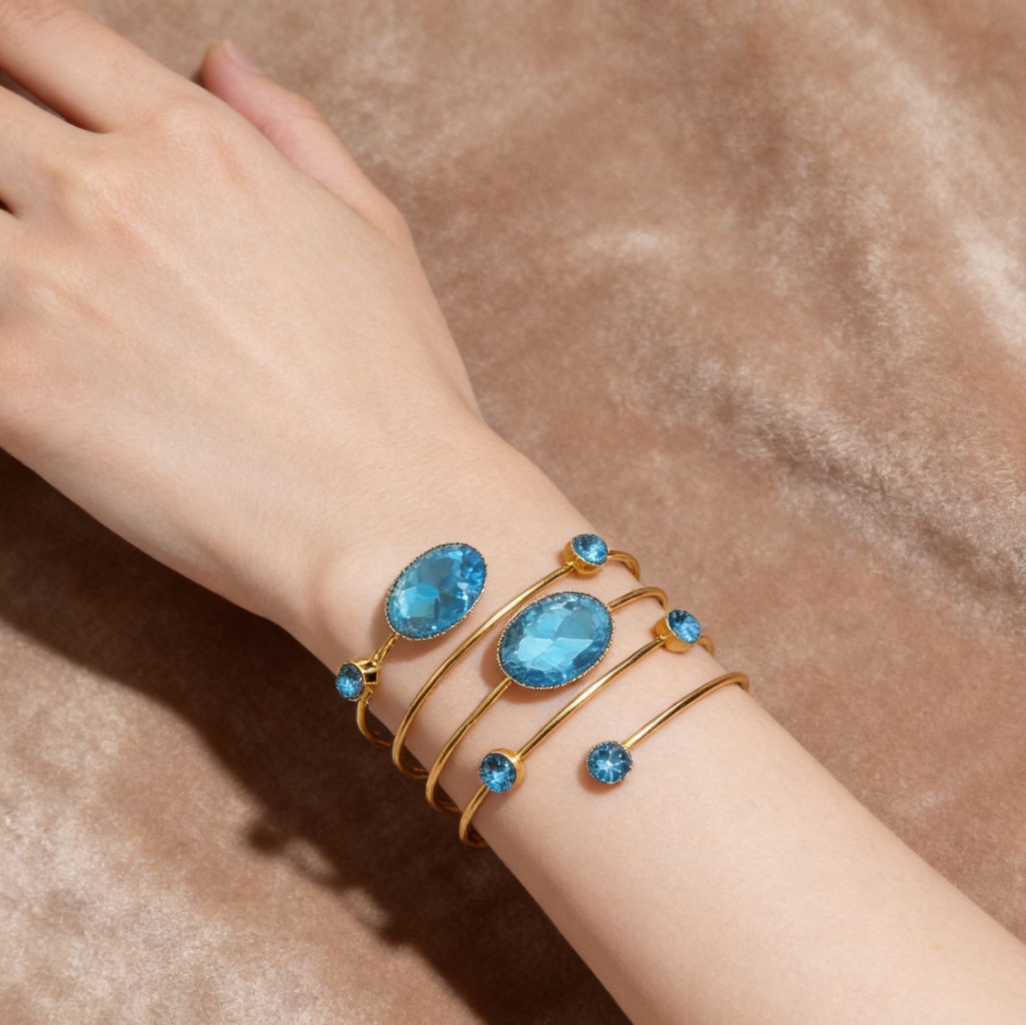 Women's Armband Fashion Flower Leaf Retractable High-grade Bracelets