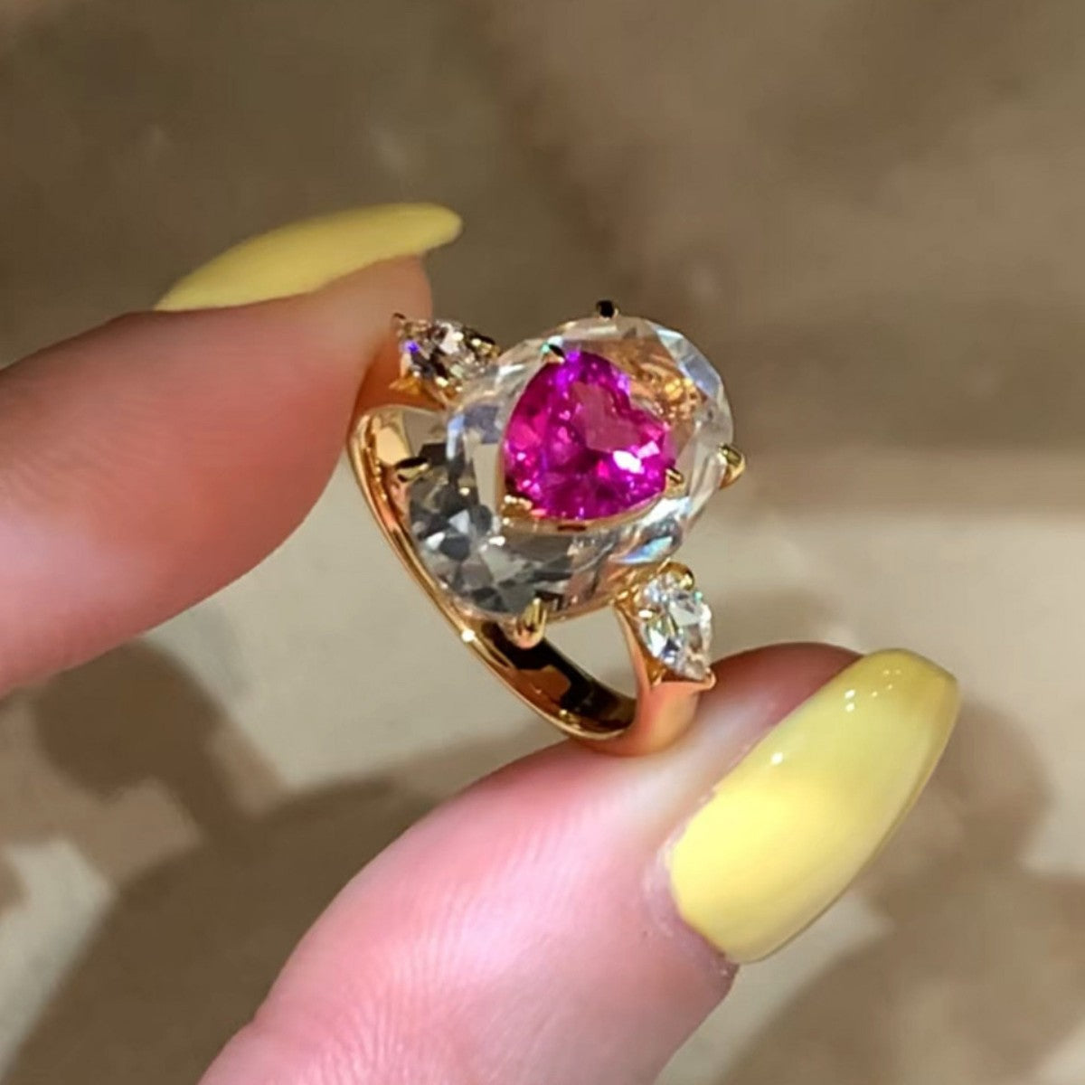 Dopamine Affordable Luxury Rhinestone Clear Feeling Oval Love Heart-shaped Fashion Rings