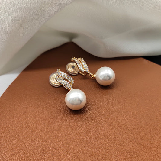 Comfortable Pearl Temperamental Light Luxury Sense Earrings