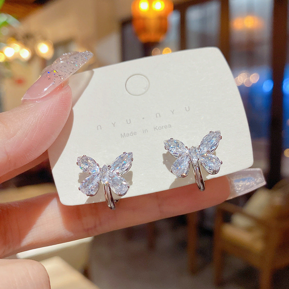 Luxury Super Flash Butterfly Shaped Sier Needle Simple Earrings