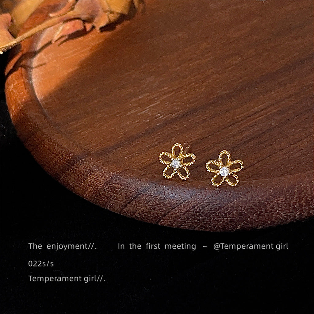 Zircon Small Flower Sier Needle Plated Simple Indie Earrings