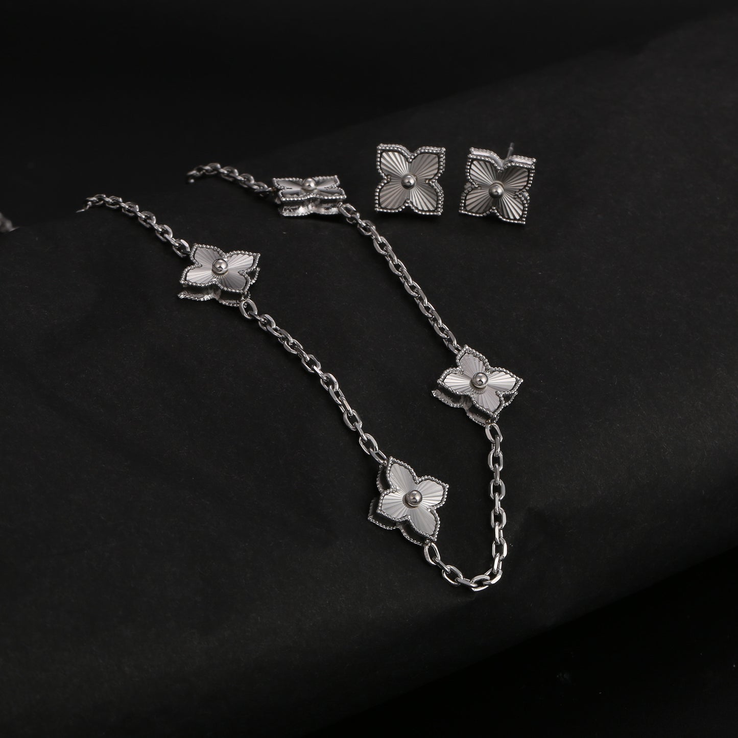 Copper Plated Gold Combination Fashion Versatile Jewelry Set