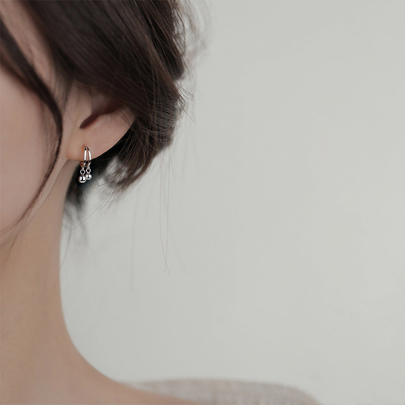 Boucles d'oreilles en os d'oreille de style froid mignon pour cheveux courts