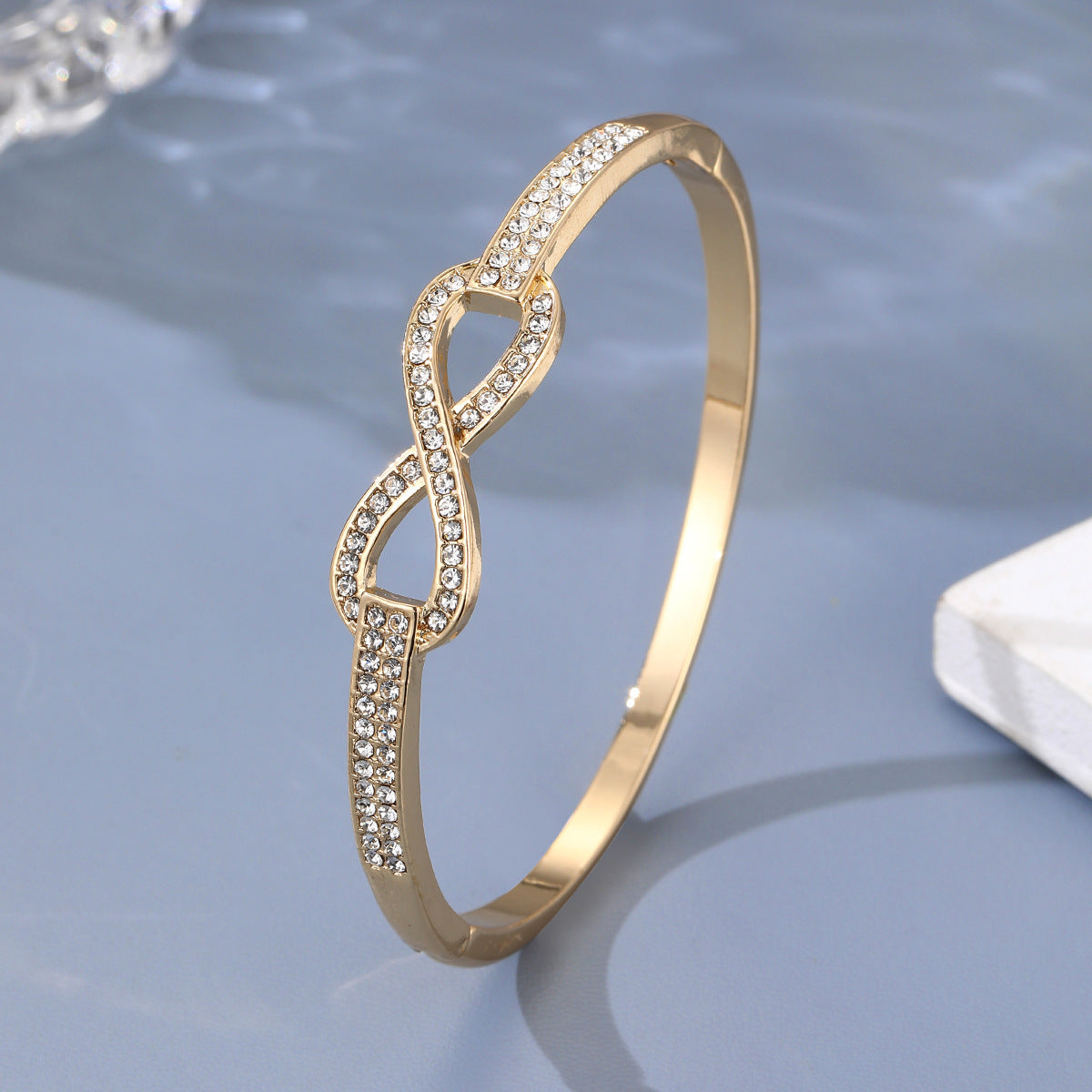 Fashion Style Digital Simple Temperament Light Luxury Bracelet