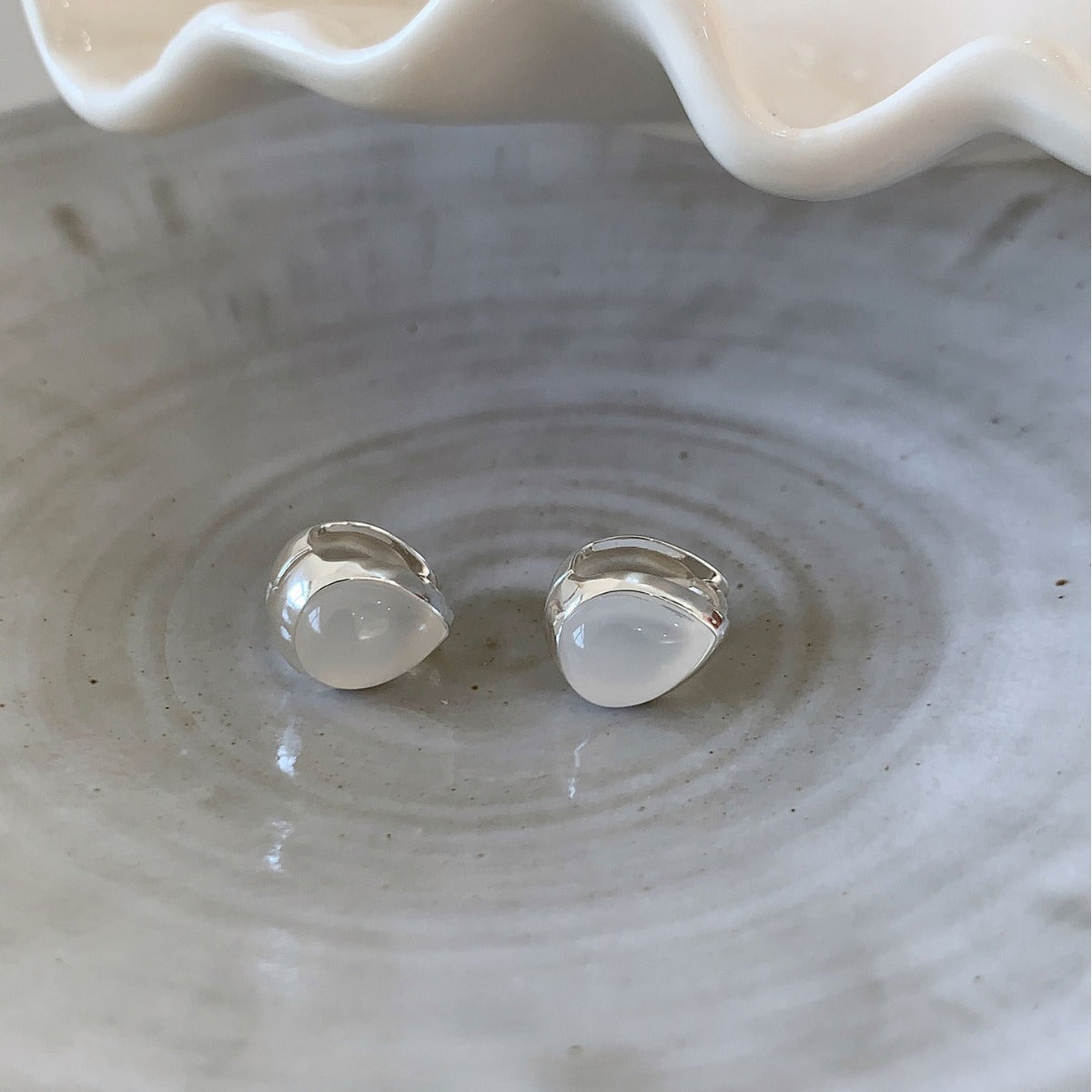 Drop Shape Transparent White Simple Temperamental Earrings