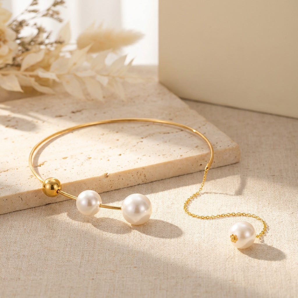 Women's Temperament Simple High Sense Imitation Pearl Asymmetric Necklace
