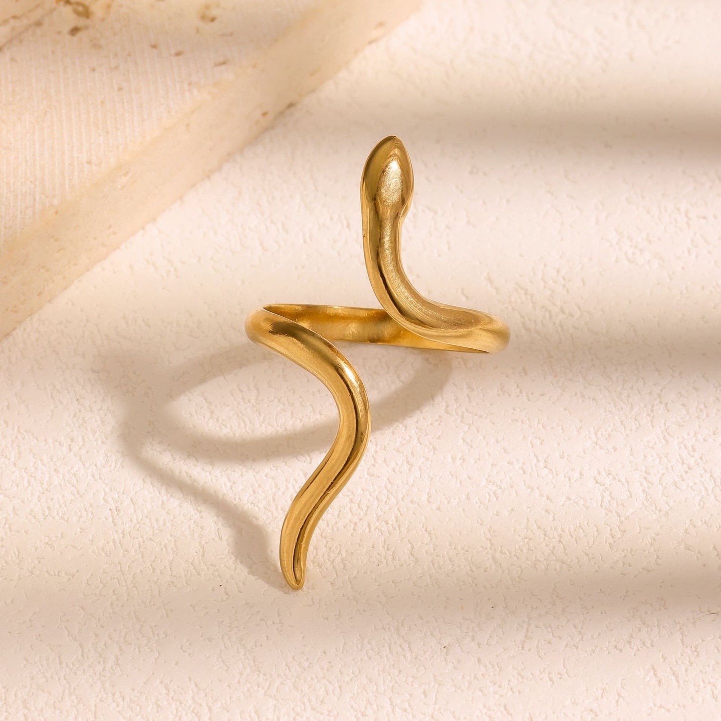 Exaggerated Snake-shaped Titanium Steel Female Colorfast Light Luxury Minority High-grade Ring