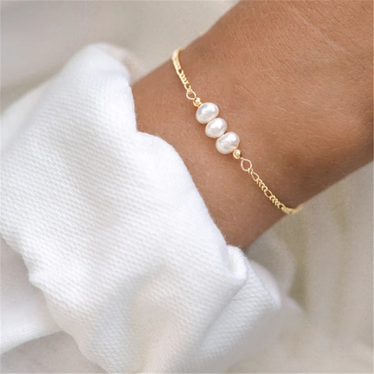 Natural Freshwater Pearl Elegant Simple Wear Bracelets