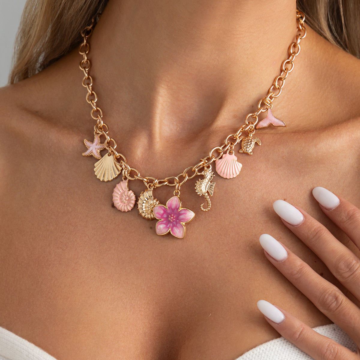Women's Metal Drop Oil Clavicle Chain Sweet Cool Conch Shell Flower Necklace