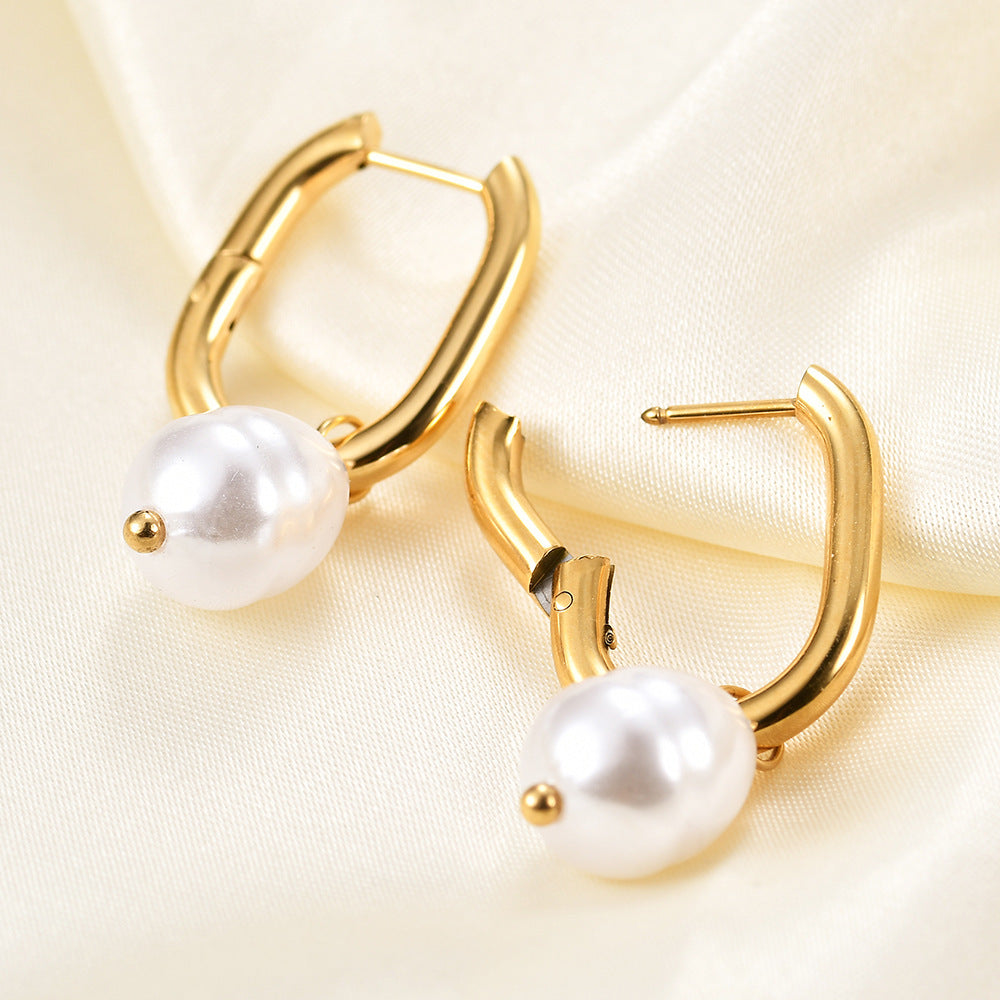 Women's Imitation Pearl U-shaped Hollow Stainless Steel Fashion Simple Earrings