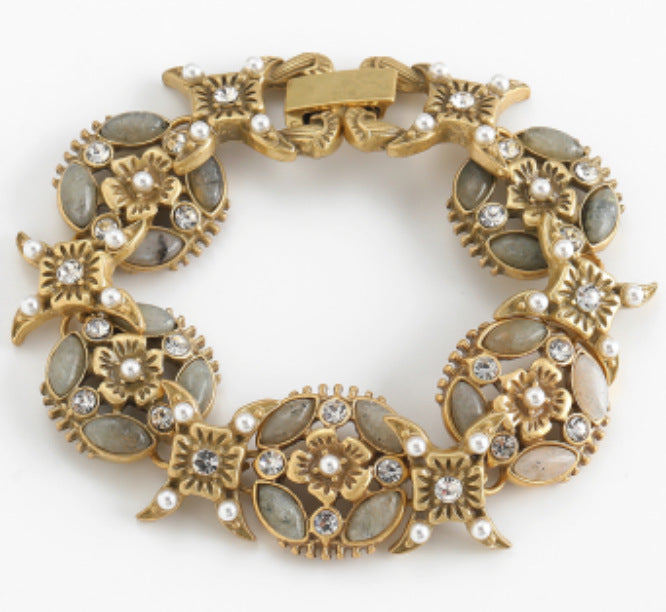 Women's Vintage Summer Light Luxury High-grade Bracelets