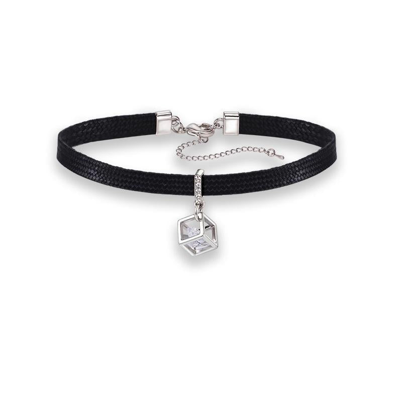 Women's Black Rope Fresh Clavicle Chain Short Neckband Collar Necklace