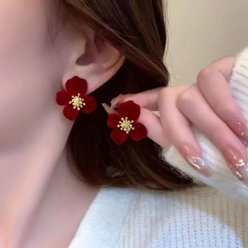Women's Needle Veet Flower High-grade Light Luxury Earrings